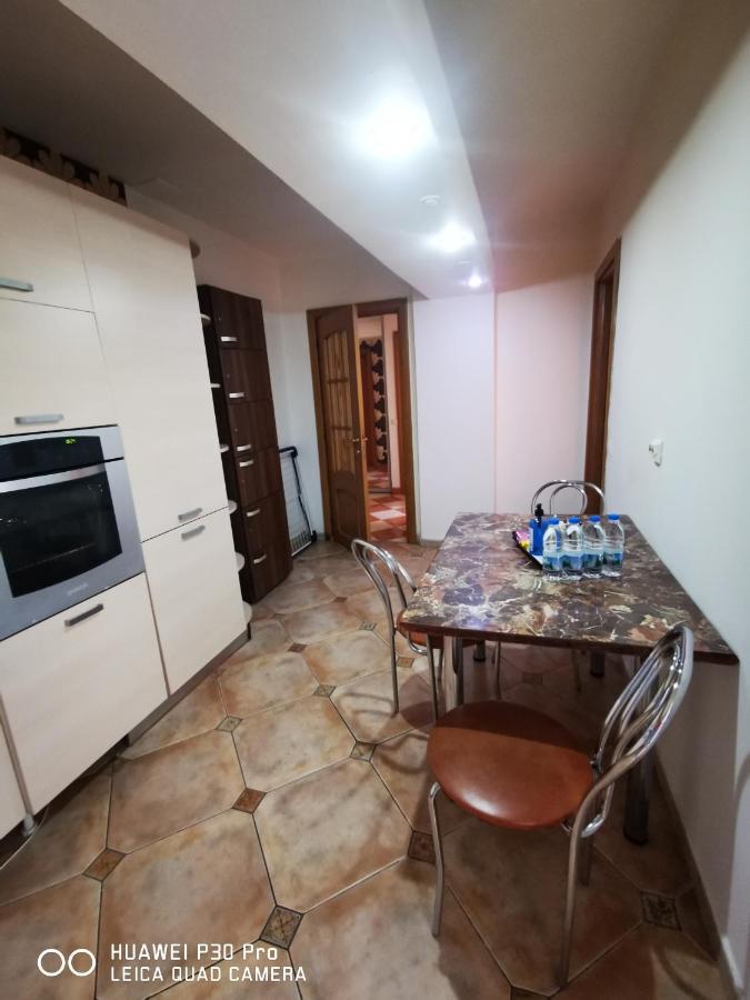 NOOA RESIDENCE, Bd Unirii, nr 70,bloc J4, sc 3 Bucureşti Exterior foto