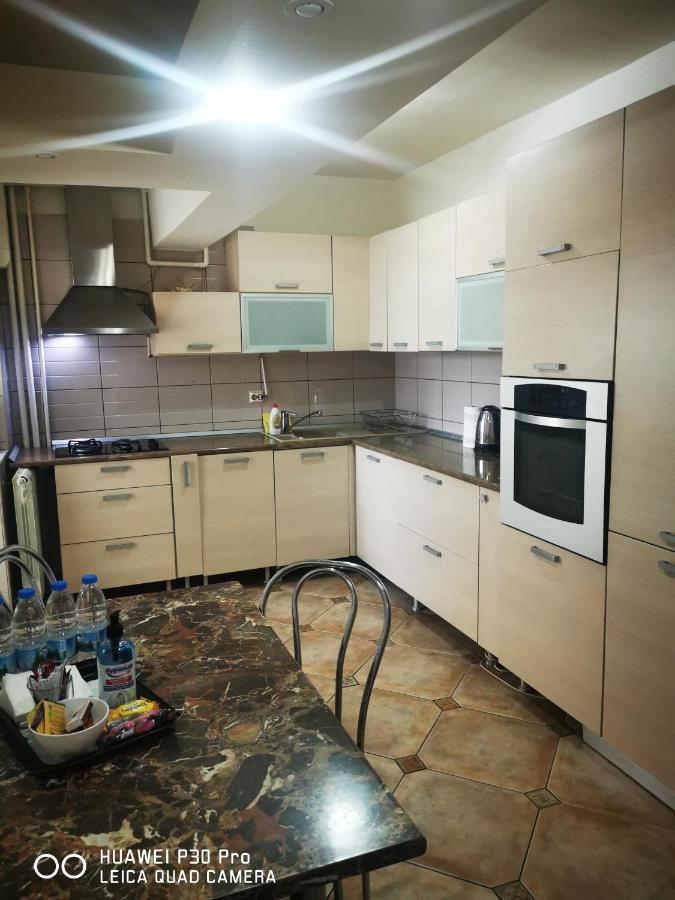 NOOA RESIDENCE, Bd Unirii, nr 70,bloc J4, sc 3 Bucureşti Exterior foto