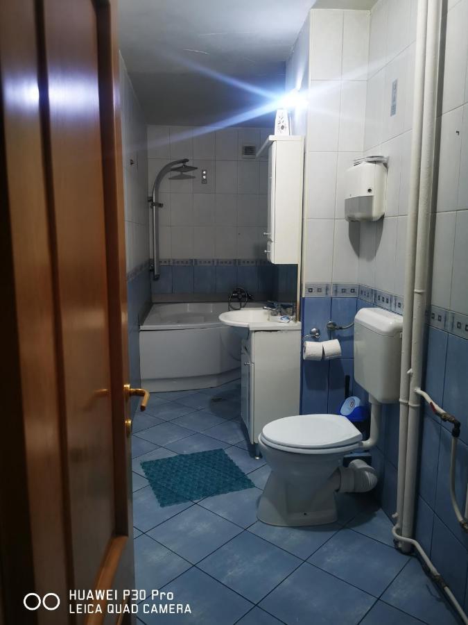NOOA RESIDENCE, Bd Unirii, nr 70,bloc J4, sc 3 Bucureşti Exterior foto